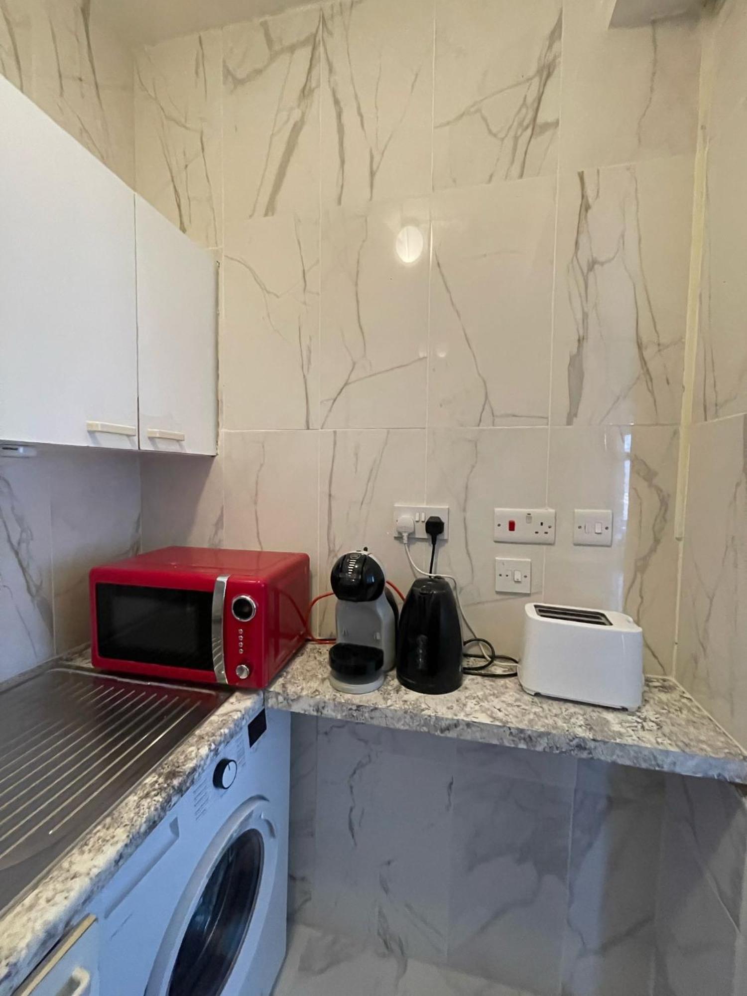 Lovely 2 Bed Flat 2 Floor Miles London Eksteriør bilde